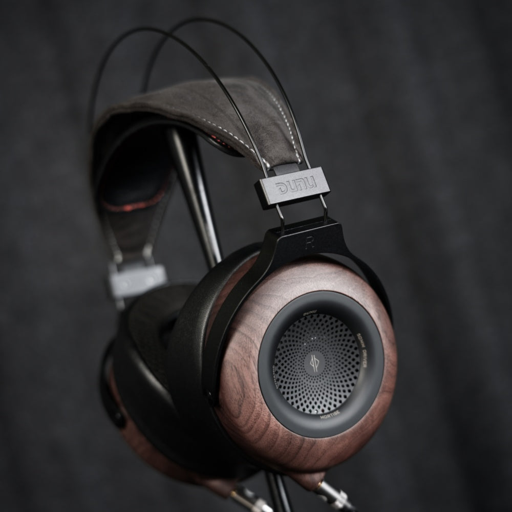 新品 M&J MJ2 コンデンサ搭載ハイブリッドドライバヘッドフォン オーディオ機器 新品 M&J MJ2 コンデンサ搭載ハイブリッドドライバ